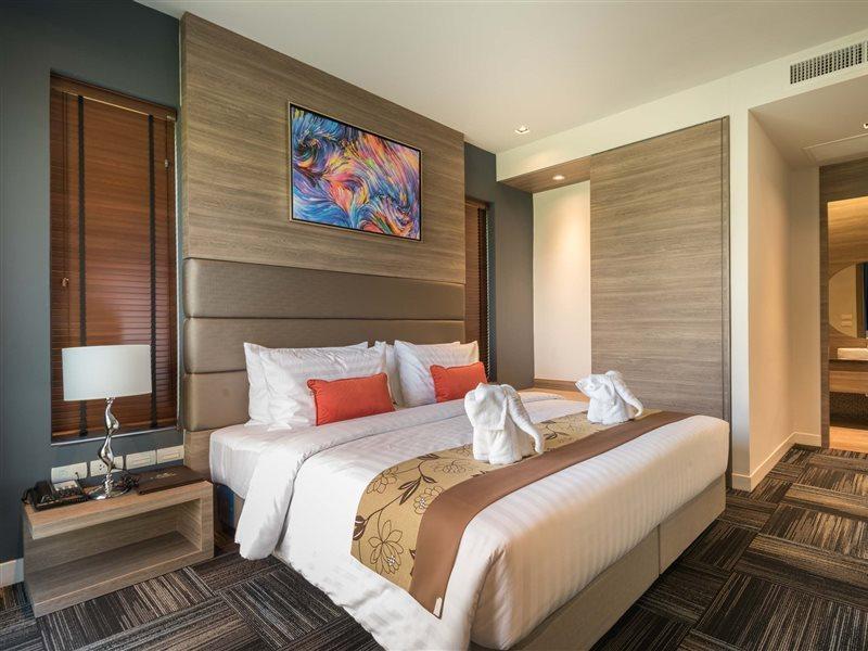 Green Ville Laguna Hotel Sung Noen Exterior photo