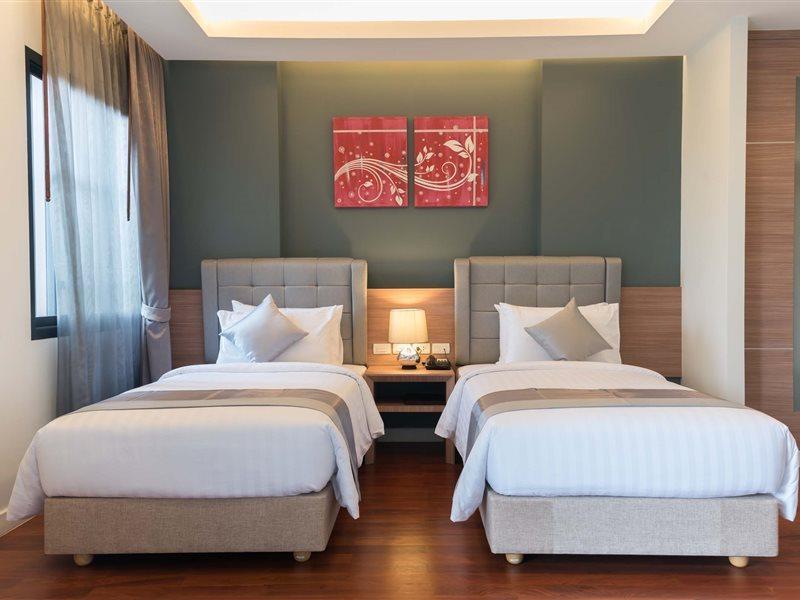 Green Ville Laguna Hotel Sung Noen Exterior photo