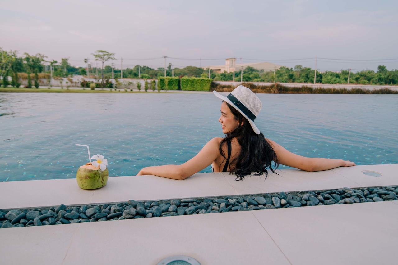 Green Ville Laguna Hotel Sung Noen Exterior photo